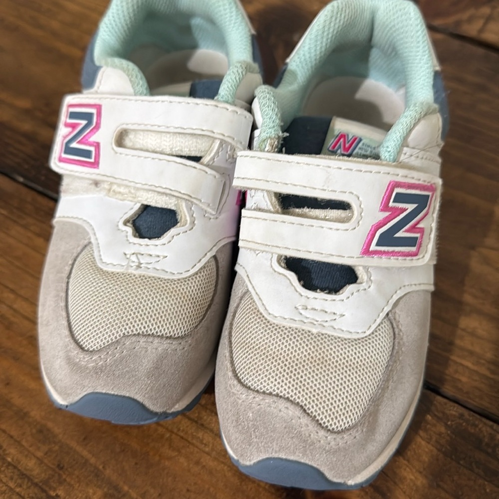 Like new new balance toddler shoes
